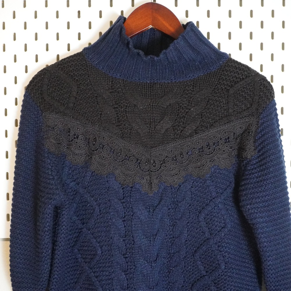 Simply Vera‎ Wang Mock Neck Sweater Cable Knit Navy Blue Black Applique M
